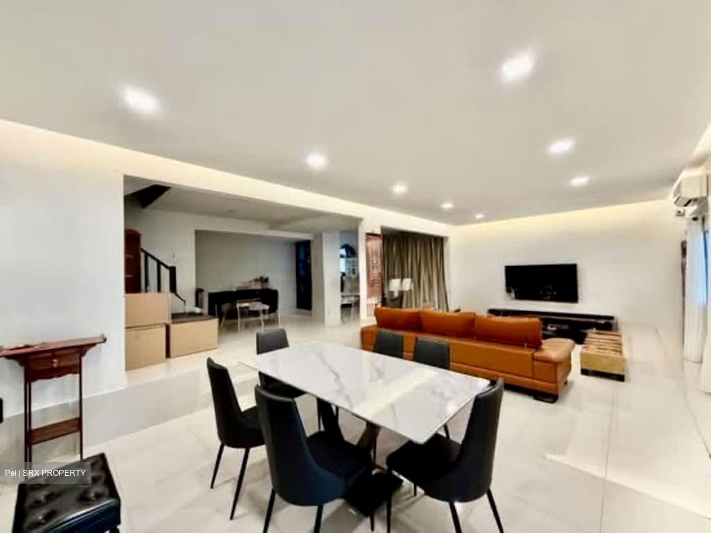 Dyson Road (D11), Terrace #561593901